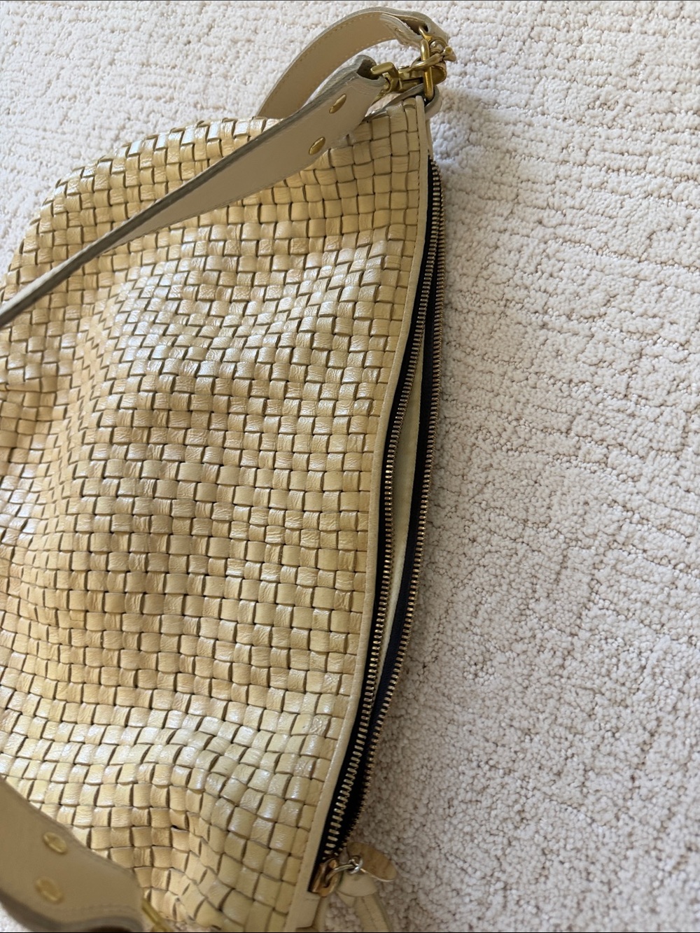 Clare V Moyen Bag - Picture 8 of 11